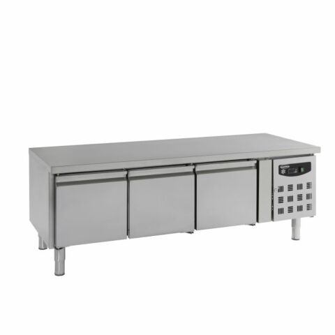 Kühltisch 650 Hoch 3 Türen