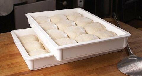 CAMBRO Stapelbare Teiglbehälter 600x460x76 mm